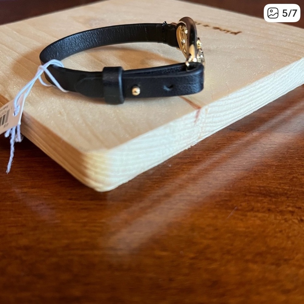 NWT Coach Carriage Black Leather and Gold Bracelet, gorgeous 🌹 - Picture 6 of 8